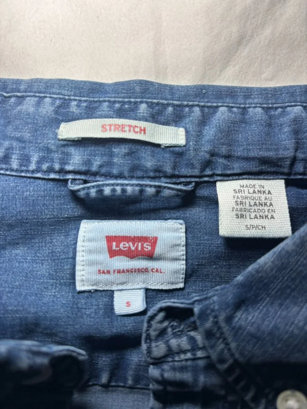Levis levi mens